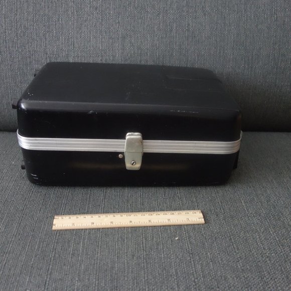 Vintage Dionite Bartender Luggage - Picture 8 of 14
